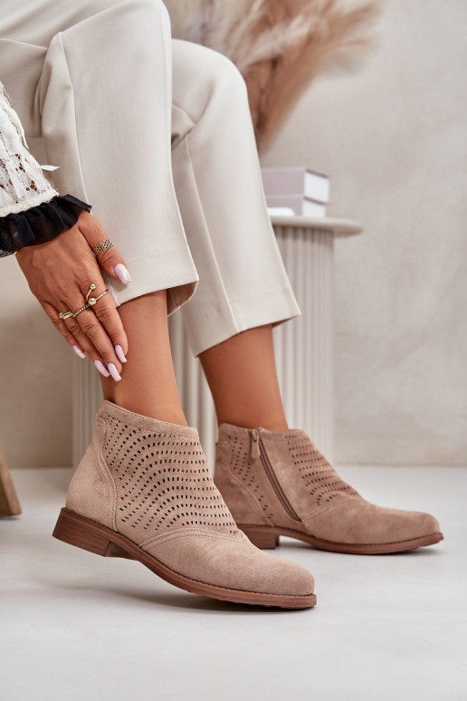 Women's wide-heeled openwork heels in... Women's wide-heeled openwork heels in...