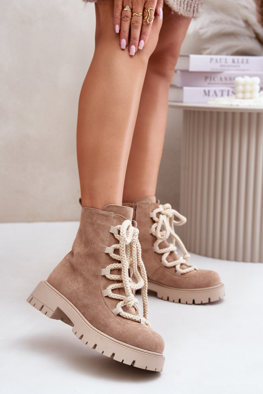 Warm ankle boots made of eco suede with a zipper beige Caellita Warm ankle boots made of eco suede with a zipper beige Caellita