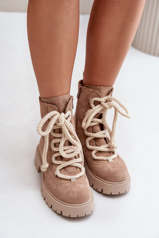 Warm ankle boots made of eco suede with a zipper beige Caellita Warm ankle boots made of eco suede with a zipper beige Caellita