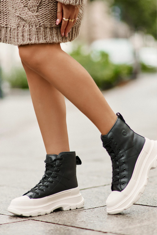 Leather Insulated Sneakers On Massive Platform Big Star OO274A599 Black Leather Insulated Sneakers On Massive Platform Big Star OO274A599 Black