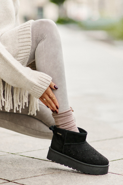 Snow boots with decoration on platform Big Star OO274A105 black