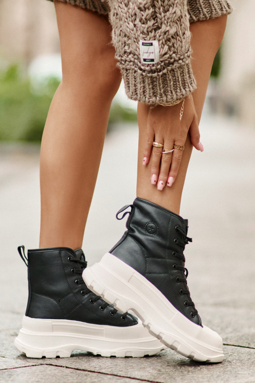 Leather Insulated Sneakers On Massive... Leather Insulated Sneakers On Massive...