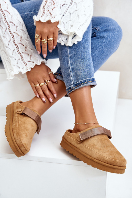 Women's Slippers Insulated With Fur... Women's Slippers Insulated With Fur...