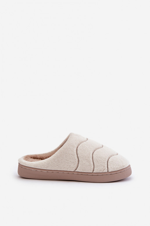 Warm slippers with fur in beige Vamirae