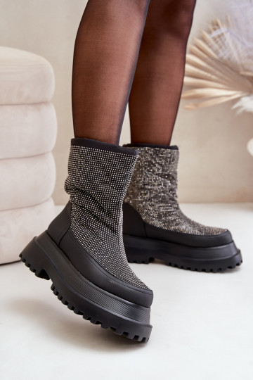 Embellished Snow Boots On Platform And Flat Heel Black Avivina 2