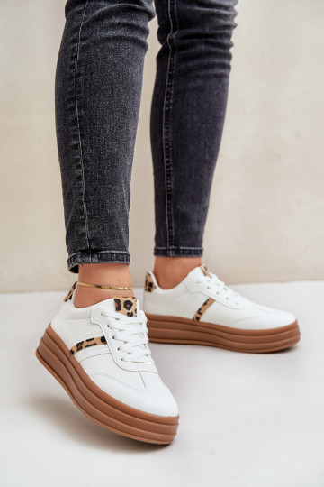 Comfortable Women's Sport Shoes On The Platform White Devan 2