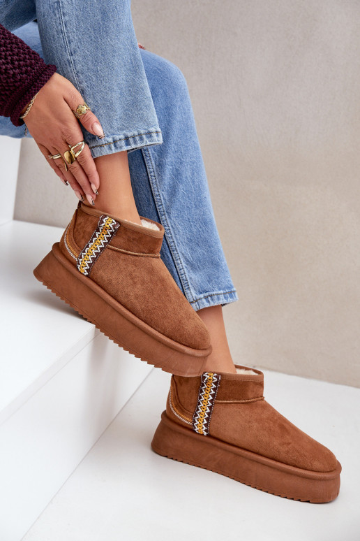 Snow boots on platform with pattern Camel Udra