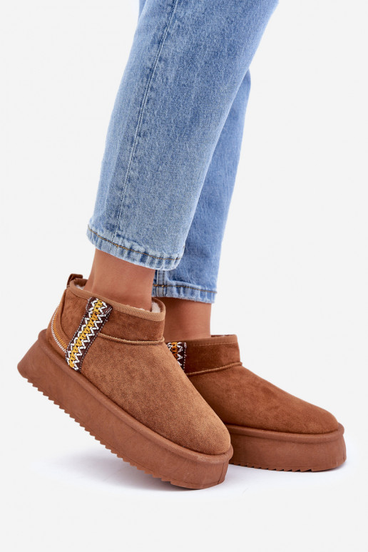 Snow boots on platform with pattern Camel Udra