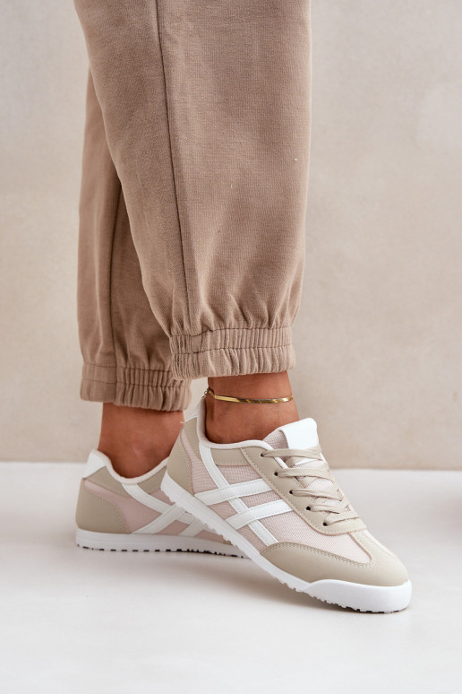 Low Sneakers Women's Beige Eezore