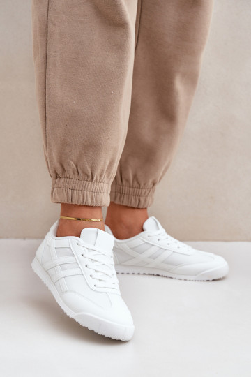 Low Sneakers Women's White Eezore 2