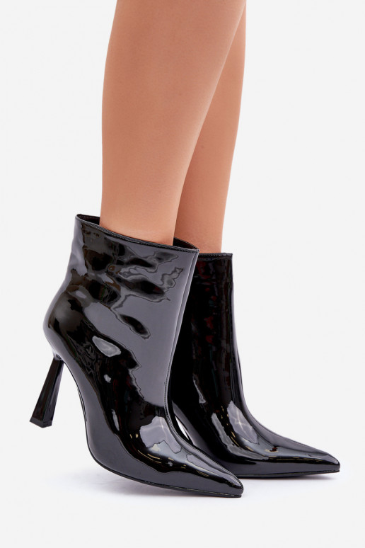 Patented Pointed Slip-On Boots Black Seliri Patented Pointed Slip-On Boots Black Seliri