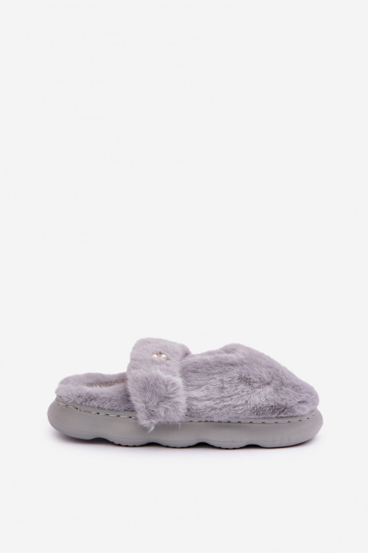 Furry Slippers With A Small Brooch Gray Primaria