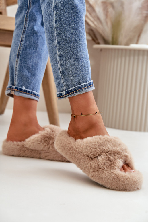 Womens Fur Slippers On Thick Sole...