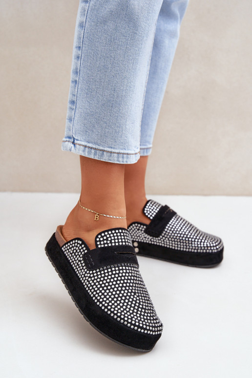 Women's sandals decorated with rhinestones on platform black Deorani Women's sandals decorated with rhinestones on platform black Deorani