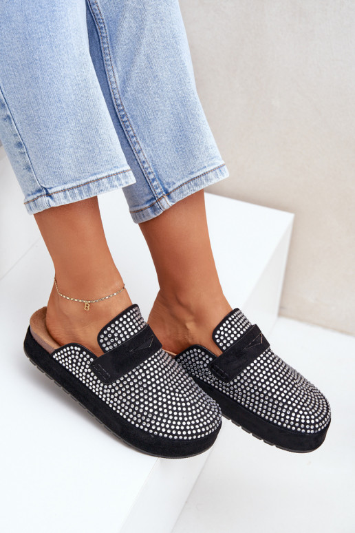 Women's sandals decorated with rhinestones on platform black Deorani Women's sandals decorated with rhinestones on platform black Deorani