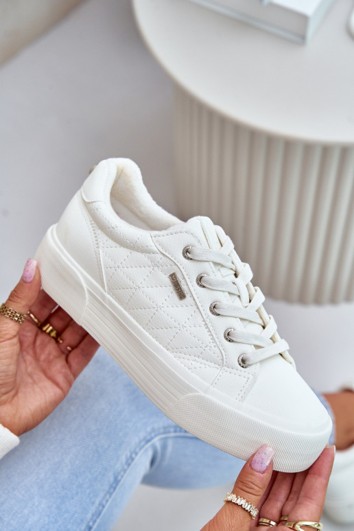 Laisvalaikio bateliai su platforma... Laisvalaikio bateliai su platforma...