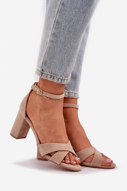 Sandały Na Słupkowym Obcasie Z Eko Zamszu Beżowe Saniffia