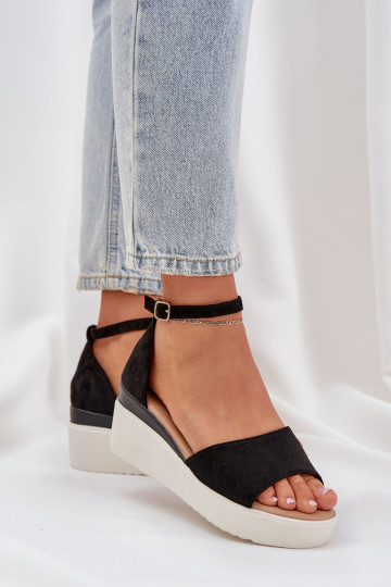 Lightweight platform sandals with a delicate wedge black Gillifia 2