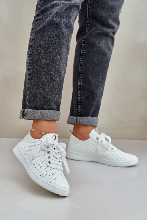 Ladies Perforated Lace-Up Sneakers Light Beige Carinel Ladies Perforated Lace-Up Sneakers Light Beige Carinel