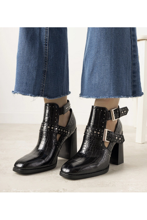 Black boots Wonderful