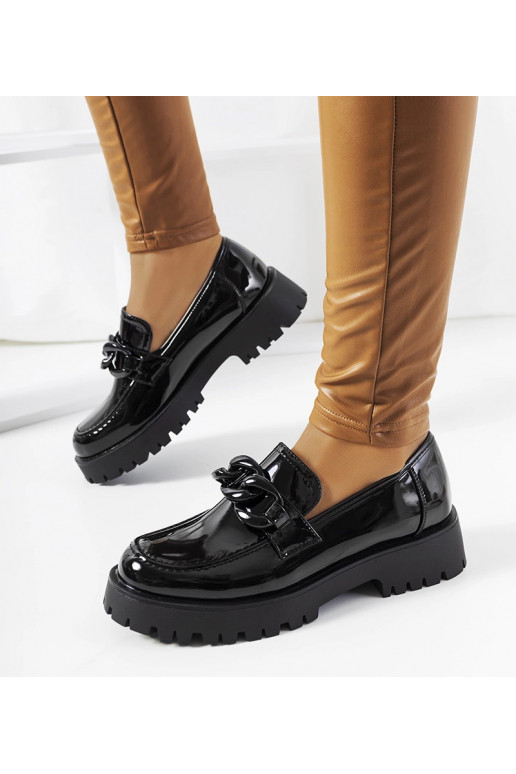 Black brogues on thick sole Melisande