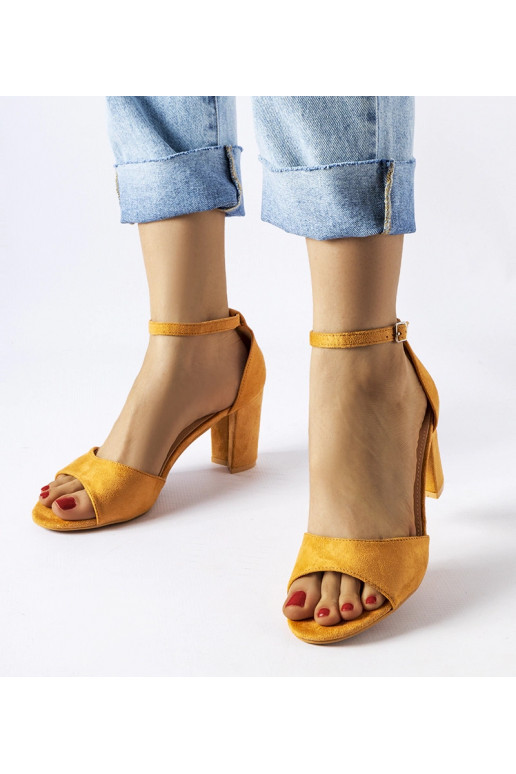 Yellow sandals Dolores