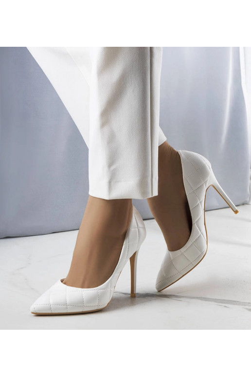 Beige high heels Thrower