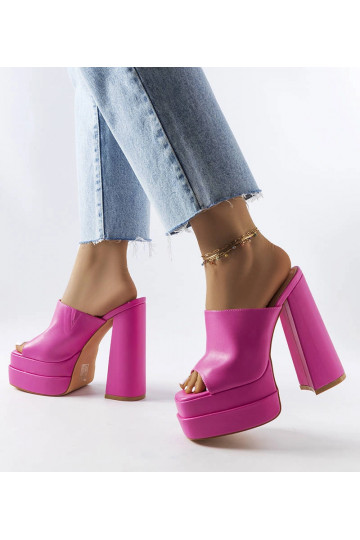 Beige sandals Rosina