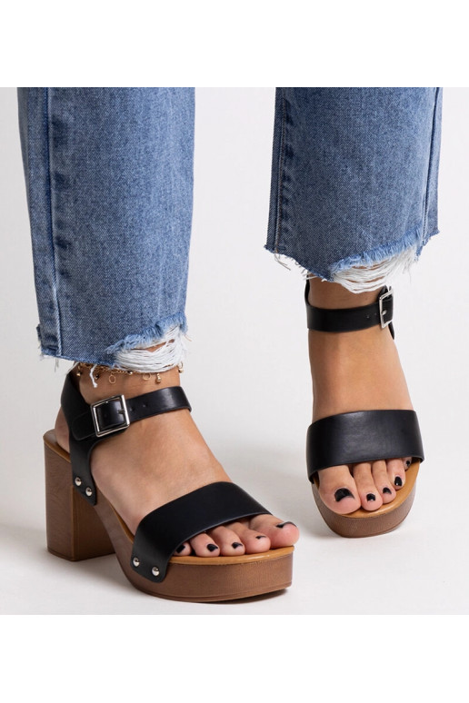 Black sandals on a block heel Millo