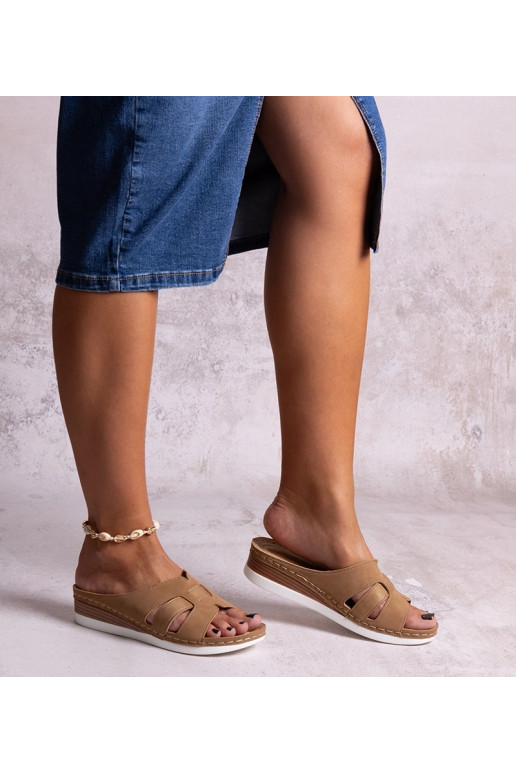 Black sandals on a block heel Millo