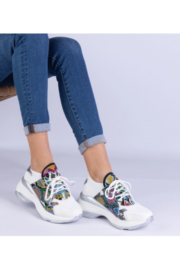 Białe sneakersy sportowe...