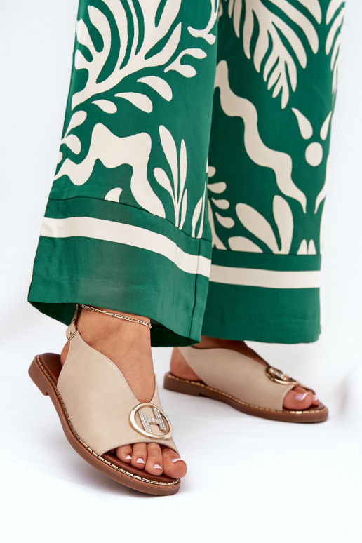 Flat elegant sandals with decoration beige Iseliria Flat elegant sandals with decoration beige Iseliria