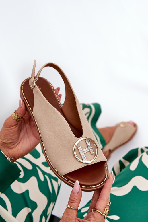 Flat elegant sandals with decoration beige Iseliria Flat elegant sandals with decoration beige Iseliria
