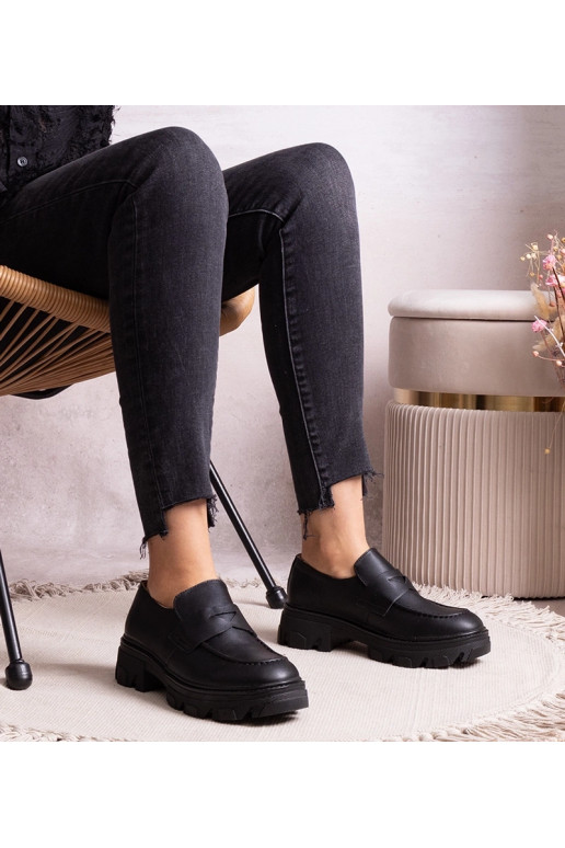 Czarne półbuty z eko skóry Kirna