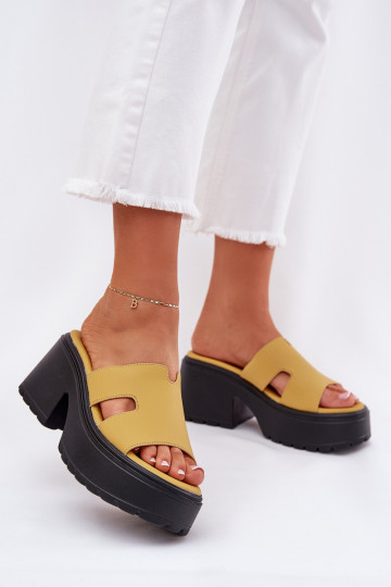 Ladies Platform Slippers With A Chunky Heel Yellow Rizana 2
