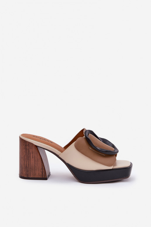 Women's sandals on block heel with buckle dark beige Amuria