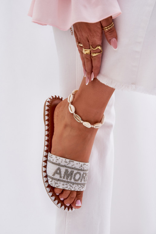 Women Flat Sandals With Decoration White Dorfedi