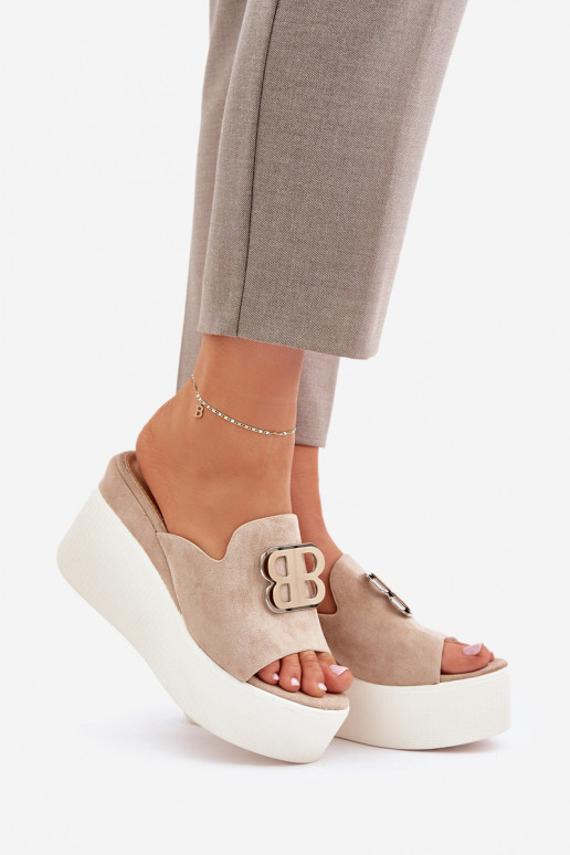 Slippers with platform beige Tanonea Slippers with platform beige Tanonea