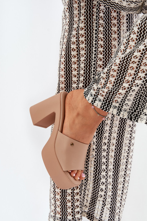 Ladies Sandals Made Of Eco Leather On Heel And Platform Khaki Tamirella