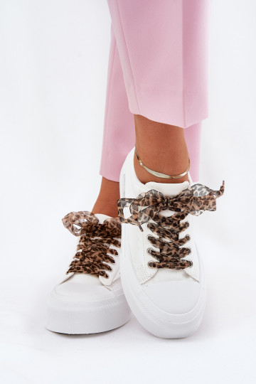 Trampki Damskie Na Masywnej Platformie Z Ozdobnym Sznurowaniem Białe Zidora