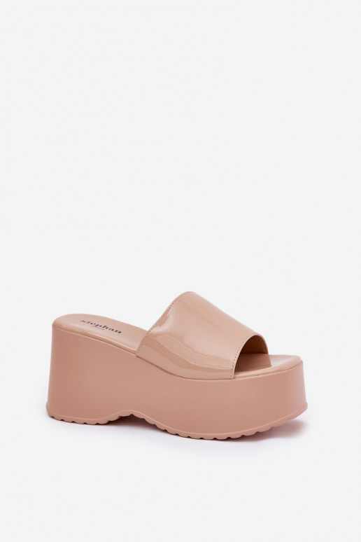    I Koturnie  Nellevia